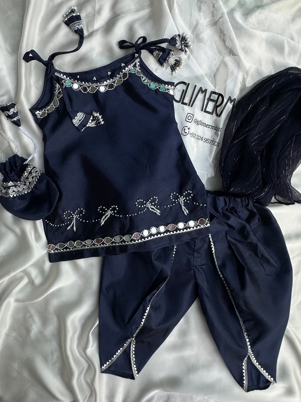 Beaded bow hand crafted 4-piece suit