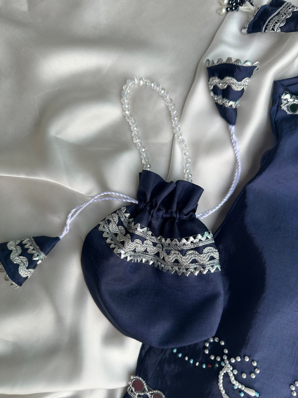 Beaded bow hand crafted 4-piece suit